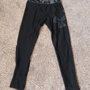 Youth XL Under Armour pants/leggings